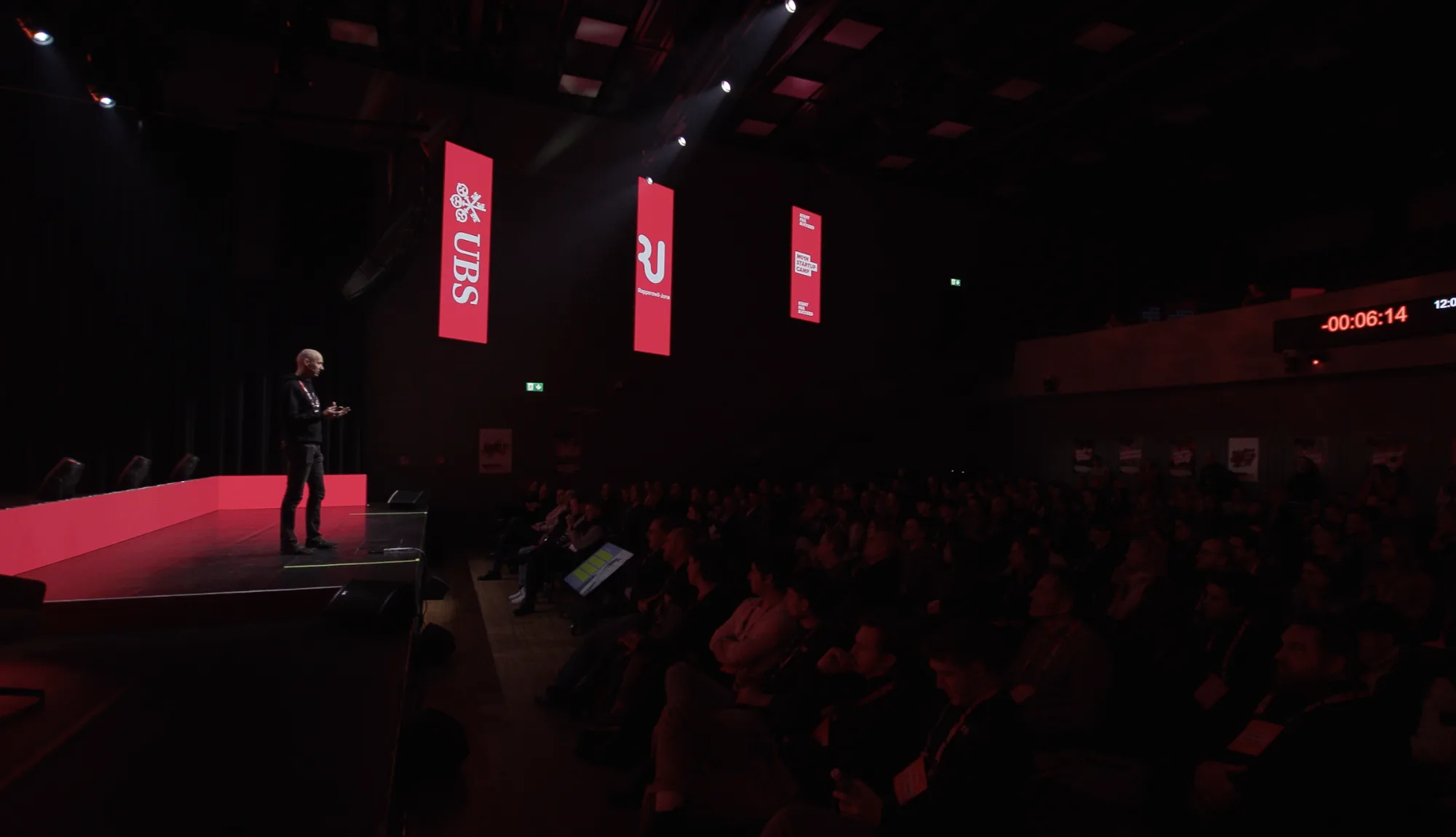 Speaker on the M01N stage